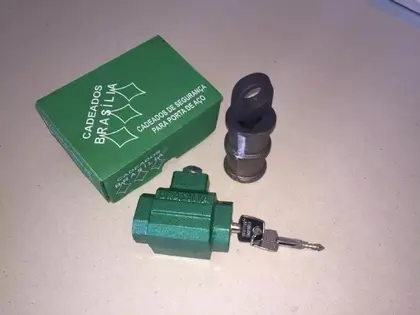 [1060] CADEADO PARA PORTA DE AÇO EXTERNO REF-102